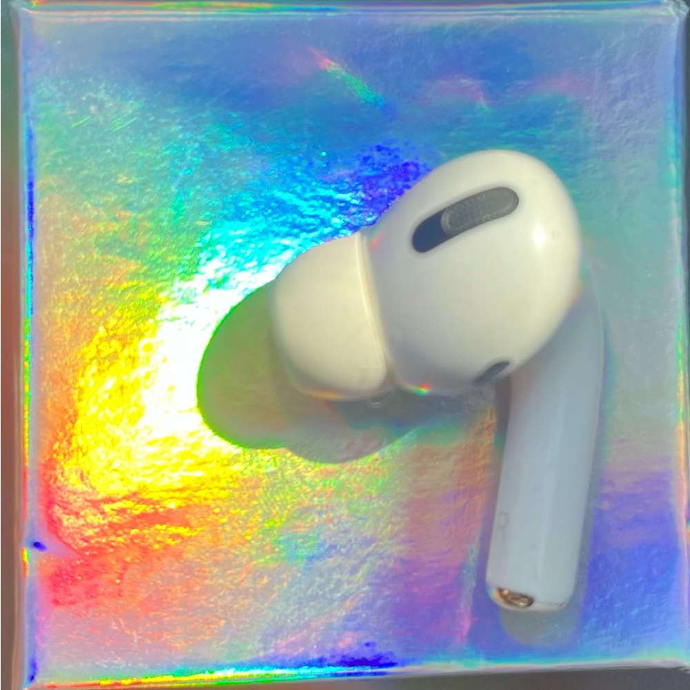 Apple AirPods Pro 1st Gen Right Bud